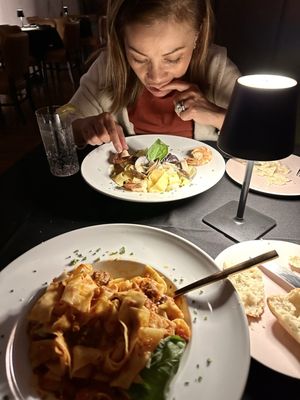 Alley on vermont by null