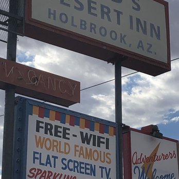 Brad's Desert Inn - Front sign - Hotels Near Me - Holbrook, Arizona Brad's Desert Inn - Front sign - Hotels Near Me - Holbrook, Arizona