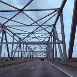 Mark Twain Memorial Bridge