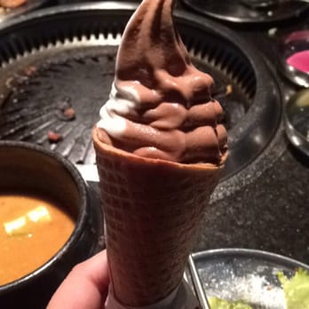 Iron Age - Ice cream at the dessert bar - Korean Near Me - Centreville, Virginia
