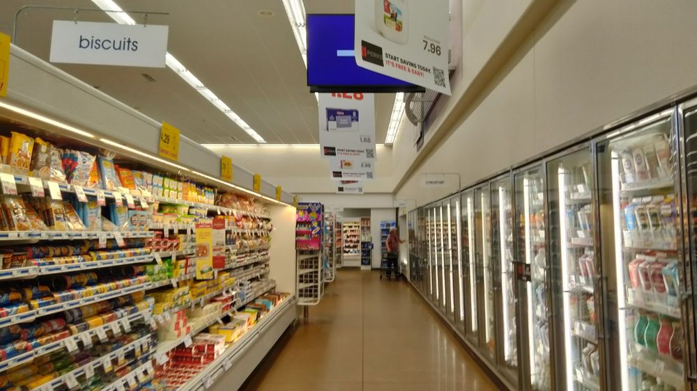 HYVEE Updated October 2024 73 Photos 1620 S Cedar Ave, Owatonna