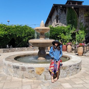V Sattui Winery - In front with the fountain - Wineries Near Me - Saint Helena, California V Sattui Winery - In front with the fountain - Wineries Near Me - Saint Helena, California
