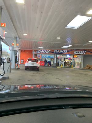 76 Gas Station