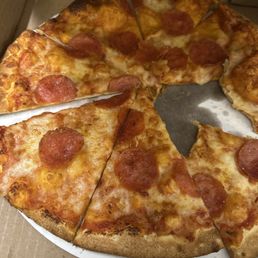 Pepperoni pizza Pepperoni pizza