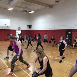 Harlem Road Community Center - Carrying out a Butt, Legs and Thighs class carried out by Fit Like a Gladiator