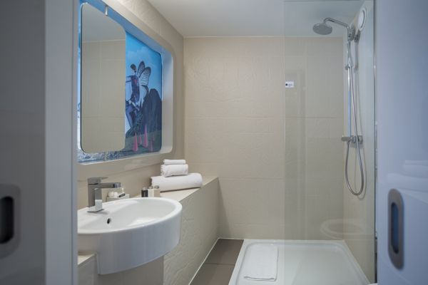 Hôtel Le Marcel Paris Gare de l'Est by null