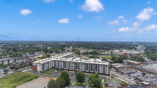 West End Station by null