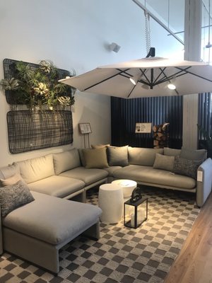 Crate & Barrel by null