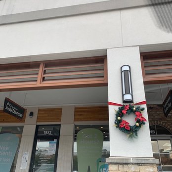 Briargrove Smiles Dentistry - Christmas decor - General Dentistry Near Me - Houston, Texas