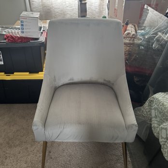 Professional Carpet Restoration - Dining chair - Carpet Cleaning Near Me - Alexandria, Virginia Professional Carpet Restoration - Dining chair - Carpet Cleaning Near Me - Alexandria, Virginia
