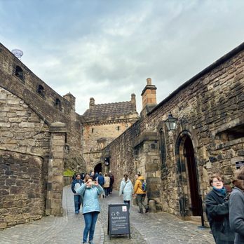 Edinburgh Castle - Edinburgh Castle-3 - Landmarks & Historical Buildings Near Me - Edinburgh, EDH Edinburgh Castle - Edinburgh Castle-3 - Landmarks & Historical Buildings Near Me - Edinburgh, EDH