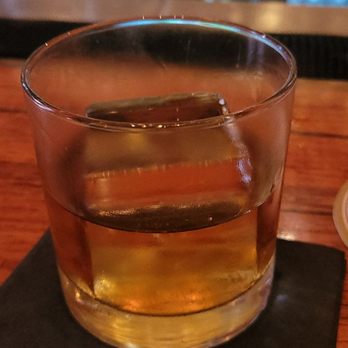 Sternewirth Bar - IW Harper Cabernet Cask - Cocktail Bars Near Me - San Antonio, Texas