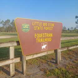 Little Big Econ State Forest Equestrian Trailhead