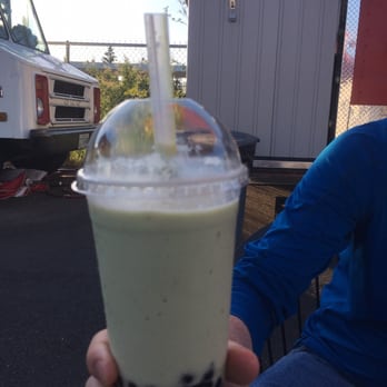Bamboo Cafe - Avocado bubble tea - Food Trucks Near Me - Portland, Oregon