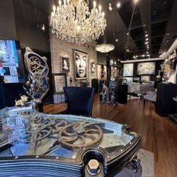 Bill Mack Gallery - Laguna Beach - Inside the Bill Mack Gallery in Laguna Beach