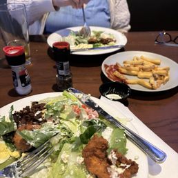 Cobb Salad w/Southern Fried Chicken Cobb Salad w/Southern Fried Chicken