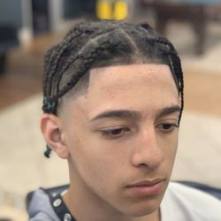 Limitless Barbershop - Mid Fade.