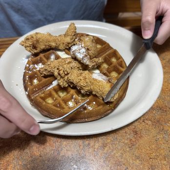 Florida Cracker Kitchen - Chicken and waffles - Southern Near Me - Brooksville, Florida