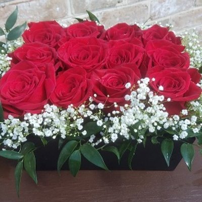 Jeffrey's Flowers & Flower Delivery by null