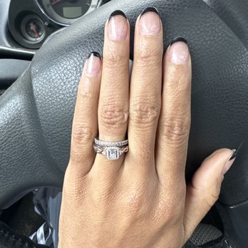 Central West End Nails & Spa - VERY SHORT acrylic nails in oval shape. She KILLED it! Even my crooked nail she did straight!! - Nail Salons Near Me - Saint Louis, Missouri Central West End Nails & Spa - VERY SHORT acrylic nails in oval shape. She KILLED it! Even my crooked nail she did straight!! - Nail Salons Near Me - Saint Louis, Missouri