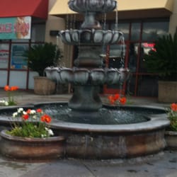 Great Clips - Water fountain in front