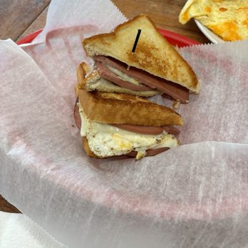 Mae Maes Joint - Fried egg & bologna sandwich - Burgers Near Me - Foley, Alabama