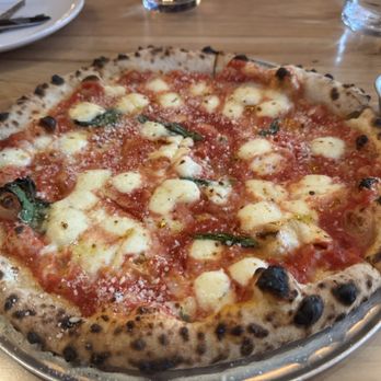 Gia Mia - Margherita Pizza - Italian Near Me - Naperville, Illinois Gia Mia - Margherita Pizza - Italian Near Me - Naperville, Illinois