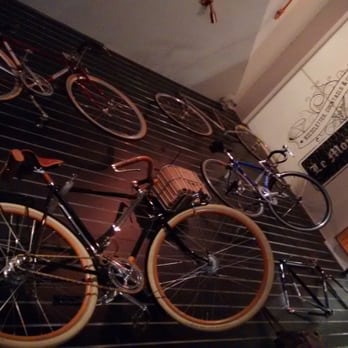 Le Voleur de Vélo - Meu objeto de desejo - Cocktail Bars Near Me - Curitiba, Puerto Rico Le Voleur de Vélo - Meu objeto de desejo - Cocktail Bars Near Me - Curitiba, Puerto Rico