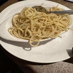 The Sleepy Owl - Butter garlic pasta