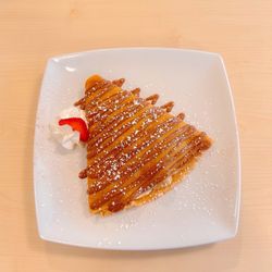 Sleek Crêperie | Café -- Fairfield - Chocolate Strawberry Crepe