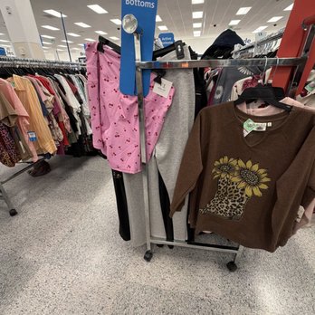 Ross Dress for Less - Department Stores Near Me - San Diego, California Ross Dress for Less - Department Stores Near Me - San Diego, California