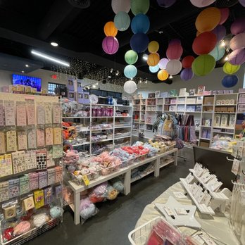 KPOP Station - Books, Mags, Music & Video Near Me - Southfield, Michigan KPOP Station - Books, Mags, Music & Video Near Me - Southfield, Michigan