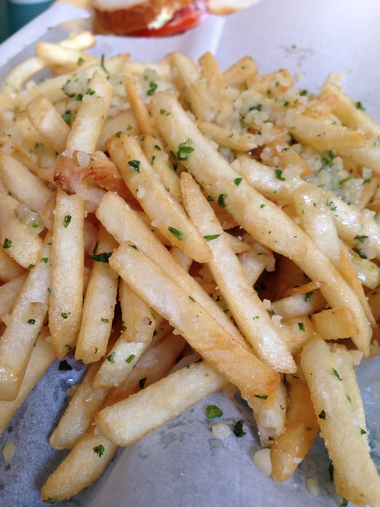 THE GILROY PIZZA COMPANY Updated April 2024 681 Leavesley Rd