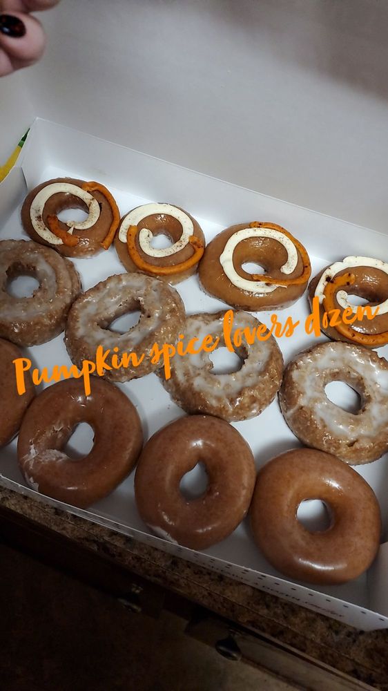 KRISPY KREME Updated May 2024 297 Photos & 227 Reviews 412 E