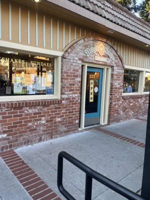 Dolce Spazio Gelato by null