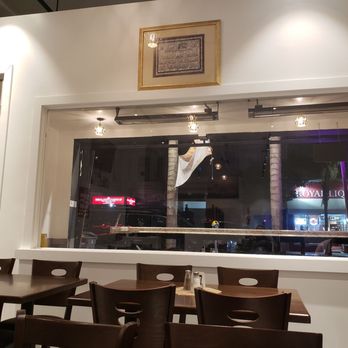 Karahi House - View out the front window, 10 pm. - Pakistani Near Me - San Francisco, California Karahi House - View out the front window, 10 pm. - Pakistani Near Me - San Francisco, California