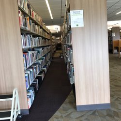 College of DuPage Library - Books