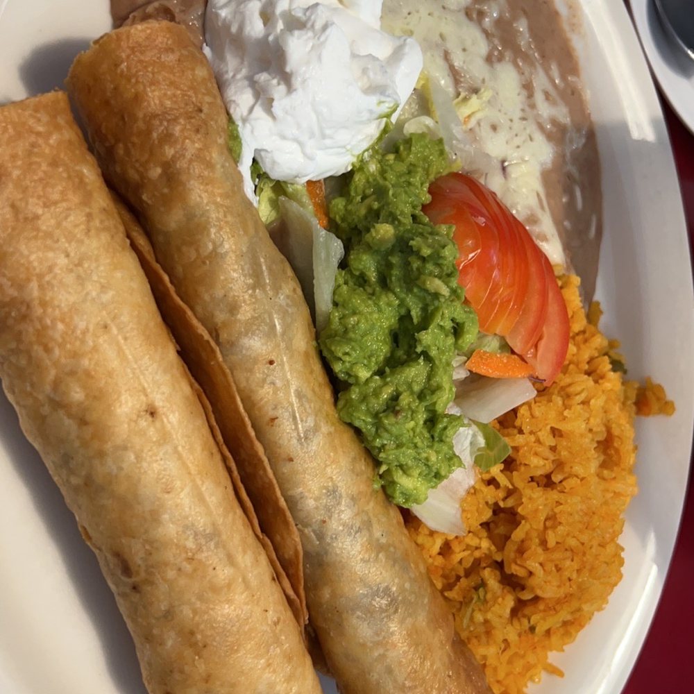 Casa Jimenez - Mexican Near Me - Baldwin Park, California