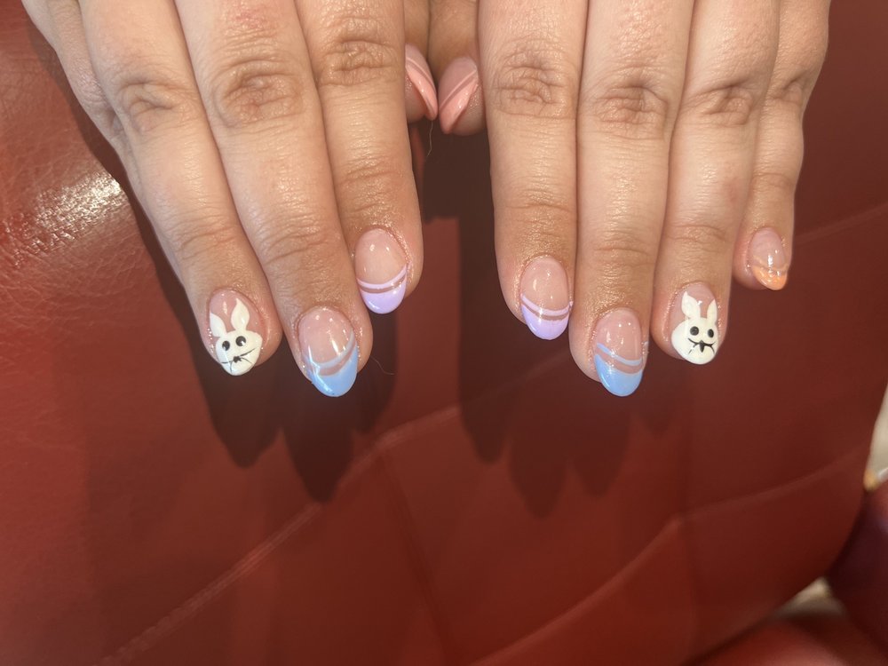 Lys Nails