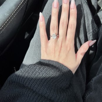 Ritz Nails - Nail Salons Near Me - Tustin, California