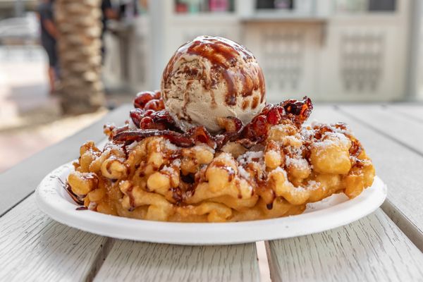 Braud's Funnel Cake Cafe by null