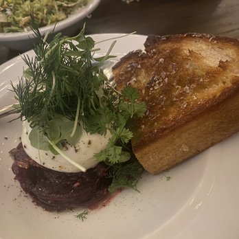 Hippo - Burrata with beats - American Near Me - Los Angeles, California Hippo - Burrata with beats - American Near Me - Los Angeles, California