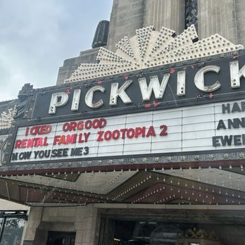 Pickwick Theater - Cinema Near Me - Park Ridge, Illinois