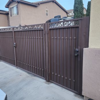 Diaz Painting - Iron Gate Before - Painters Near Me