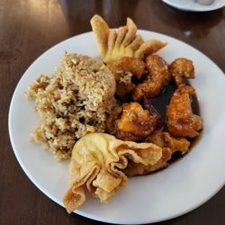 Cafe Goo Goo Yen - General Tso's Chicken