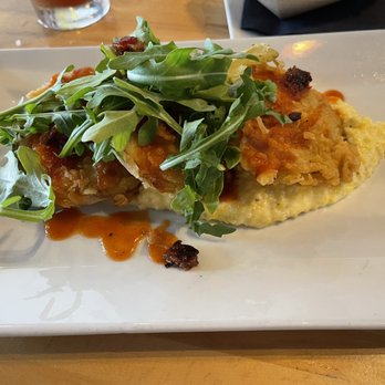 Cribbs Kitchen - Fried green tomatoes w/ grits (so good!!) - Southern Near Me - Spartanburg, South Carolina Cribbs Kitchen - Fried green tomatoes w/ grits (so good!!) - Southern Near Me - Spartanburg, South Carolina