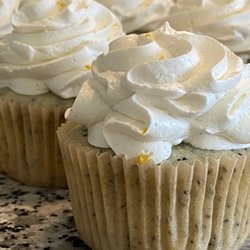 Alexa Marie’s Gluten Free Sweets on Streets - LemonPoppy Gluten Free Cupcakes