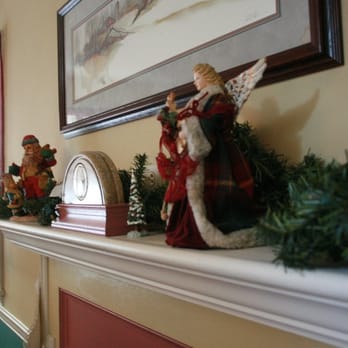 Brookside Cabins - Cabin 2 mantel decor - Hotels Near Me - Luray, Virginia Brookside Cabins - Cabin 2 mantel decor - Hotels Near Me - Luray, Virginia