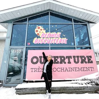 Blonde Biscuiterie - Outside the store - Desserts Near Me - Laval, Quebec
