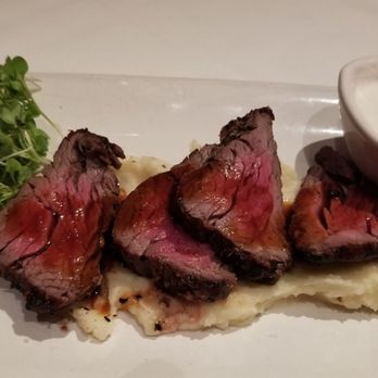 Fleming’s Prime Steakhouse & Wine Bar - Beef Tenderloin - Steakhouses Near Me - Memphis, Tennessee